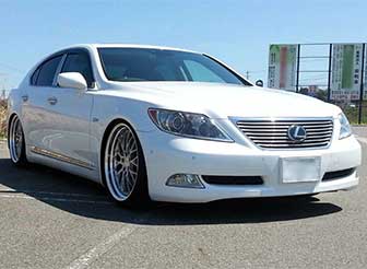 レクサスドレスアップ